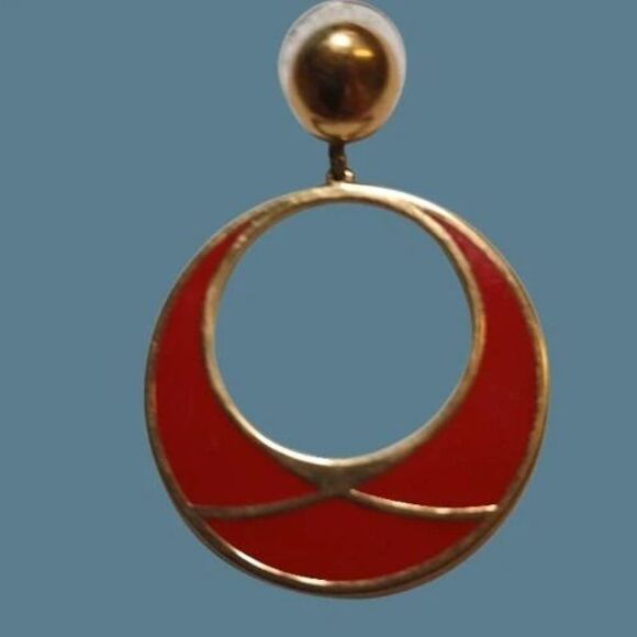 Vintage Monet Gold Tone and Red Enamel Pierced Dangle Drop Earrings - Picture 3 of 6